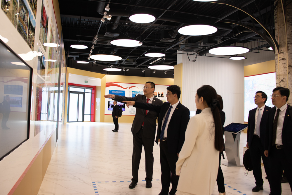 IMG_2717-1.jpg IMG_2717-1.jpg